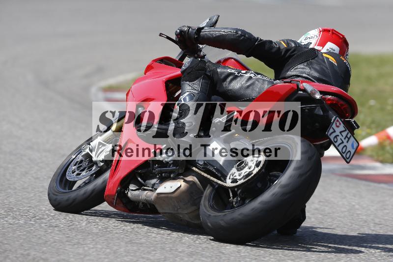 /27 12.06.2025 Ducati Schweiz Trackday Warmup  ADR/gelb-jeaune/31
